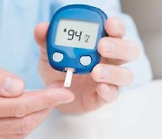 [시선집중] 당뇨 환자 72% 혈당 조절 실패..누에 성분으로 간편하게 관리