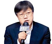 이번엔 SF..7년 만에 돌아온 '암살' 최동훈 감독