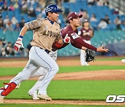 잡고 던지고 바쁜 안우진 [사진]