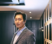 ​​​​'헤어질 결심' 박해일 "코로나19 이후 작품 개봉..재기한 느낌" (인터뷰)