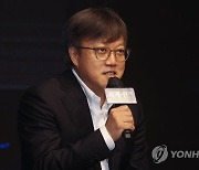 '외계+인' 최동훈 감독 "어릴 적 상상, 영화로 만들면 어떨까"