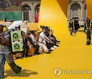 Paris Fashion Louis Vuitton Mens SS 23