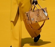 Paris Fashion Louis Vuitton Mens SS 23