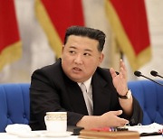 [속보]北김정은 "어떤 적도 압승하는 강력한 자위력 다져야"
