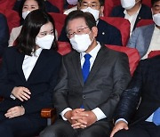 박지현 "폭력적 팬덤 원조는 '극렬 문파'..이재명, 온갖 고초"