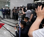 '주52시간' 개편 발표 하루만에..尹 "정부 공식입장 아니다"