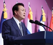 [속보] 尹대통령, 필리핀 대통령 취임 경축특사단 파견..단장 권성동