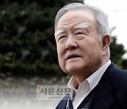 [씨줄날줄] '포청천' 조순/박현갑 논설위원