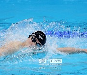 [세계수영선수권] '기록 제조기' 황선우, 혼성 계영 400m서도 한국 신기록..이번 대회에서만 5번째