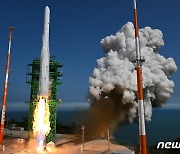 '누리호' 성공에 軍에선 "초소형 군사위성 발사에도 활용 기대"