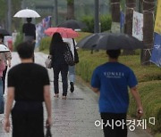 [날씨]전국 대부분 흐리고 곳곳 소나기.. 강원 등 '강풍 주의'