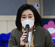 박영선, 尹대통령·이재명 동시 비판.."초심 잃어가 국민 짜증"