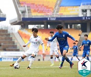 <허종호 기자의 풋볼+> 3연승 노리는 수원 FC, 반전 절실한 수원 삼성 격돌