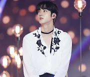 방탄소년단 진, 'Yours' 글로벌 파워..애플뮤직 글로벌 히트