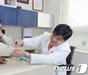 '코로나 이동제한'에도 한국 찾는 외국인 환자..작년 24.6%↑