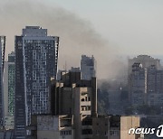 러, 나토 정상회의 앞두고 우크라 수도 키이우 공격..최소 5명 부상