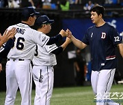 [포토] 김태형 감독, 연패 끊고 다시 시작하자!