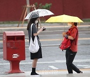 [내일날씨] 전국 흐리고 장맛비 계속..중부 최대 150mm 호우