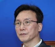 '86'용퇴론 아랑곳 않고..김민석 "중립·탕평으로 통합·혁신, 새 판 짜야" 전당대회 출사표