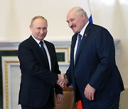 푸틴 "벨라루스에 핵탄두 탑재 가능 미사일 전달할 것"