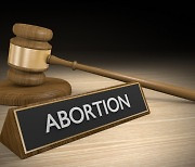 美 낙태 허용 판결 폐기.. 교회·기독교인 어떻게 대응