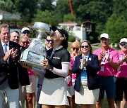 '부활' 전인지, 여자 PGA 챔피언십 제패..3년8개월 만의 우승(종합)