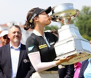 전인지, 3년8개월 만에 정상..KPMG 여자 PGA 챔피언십 우승(종합)
