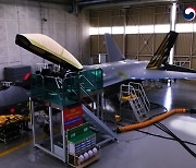 국산 전투기 KF-21 '보라매' 첫 비행시험, 공군 조종사가 맡는다