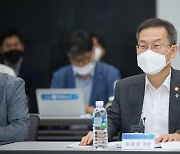 이종호 장관, 장남 참여 서울대 AI논문 표절 논란에 "조사 결과 보자"