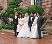 장재훈 사장 "7월부터 일본서 車 인도"..정의선 딸 결혼식 '현대家 총출동'(종합)