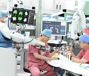 수술용 의료 로봇 시장 규모 커져