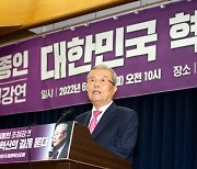 김종인, '윤핵관' 면전서 "오로지 대통령만 쳐다보는 집단" 직격