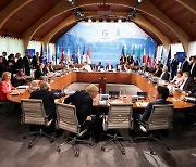 G7 정상, 우크라에 대한 '무기한의' 지원 약속
