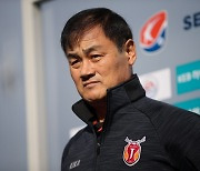 'K리그 24번째 팀' 충북청주FC, 초대 사령탑으로 최윤겸 선임