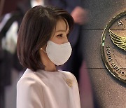 [단독] 김 여사, '허위 경력 의혹' 서면조사에 50일 넘게 미회신