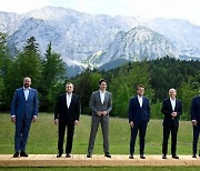 G7 대러 추가제재 합의, 러시아 돕는 개인·기관도 제재