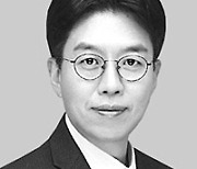 <뉴스와 시각>R공포 위기 벼랑 끝 中企