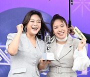 빅마마 이영현-박민혜,'소나기에도 환한 미소' [사진]