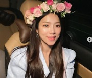 '♥치과의사' 양지은, 얼굴만한 화관에 가수 신인선 넉살 "머리 안 무거워?"