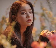 '신승훈 뮤즈' 로시, 5개월 만에 컴백..새 싱글 'Changed Number' 발매