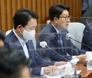 [포토]권성동, '민주당 일방적 본회의 소집한다면 입법독재 재시작'