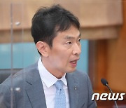 이복현 "증권산업 건전성·유동성 등 관리에 만전 기해야"