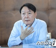 나토정상회담 준비하는 윤 대통령