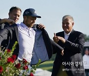 [골프토픽] '도쿄올림픽 金' 쇼플리 "세계랭킹 11위 도약"..'한국오픈 챔프' 김민규 "134계단 ↑"