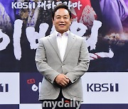 김영철, '동네 한 바퀴' 4년 만에 하차..시즌2 후임 미정 [공식]