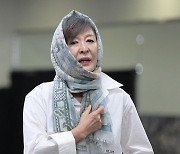 윤석화, 연극 '햄릿'의 배우1로~[포토엔HD]