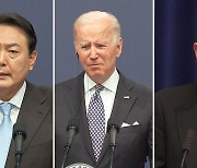 백악관 "한미일 정상, 북 위협에 초점..대북 경제 압박 논의"