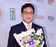 김영철, '동네 한 바퀴' 하차..KBS 측 "시즌1, 오는 9일 종영" [공식입장]