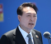 [속보]尹 "한미일, 북핵 위기에 안보 협력 강화 공감대"