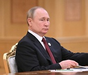 영국, 러시아 2위 부자·푸틴 사촌 등 추가 제재한다